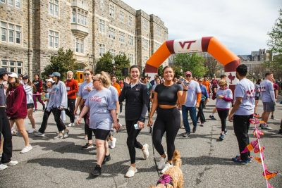 Runners and walkers complete the 2022 Run in Remembrance